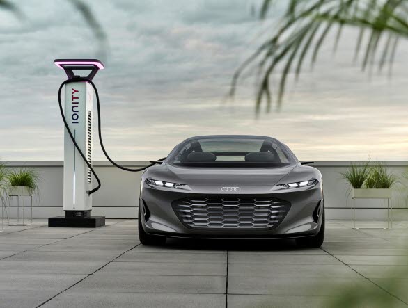 Konceptbilen Audi grandsphere på Sverigebesök under eCarExpo