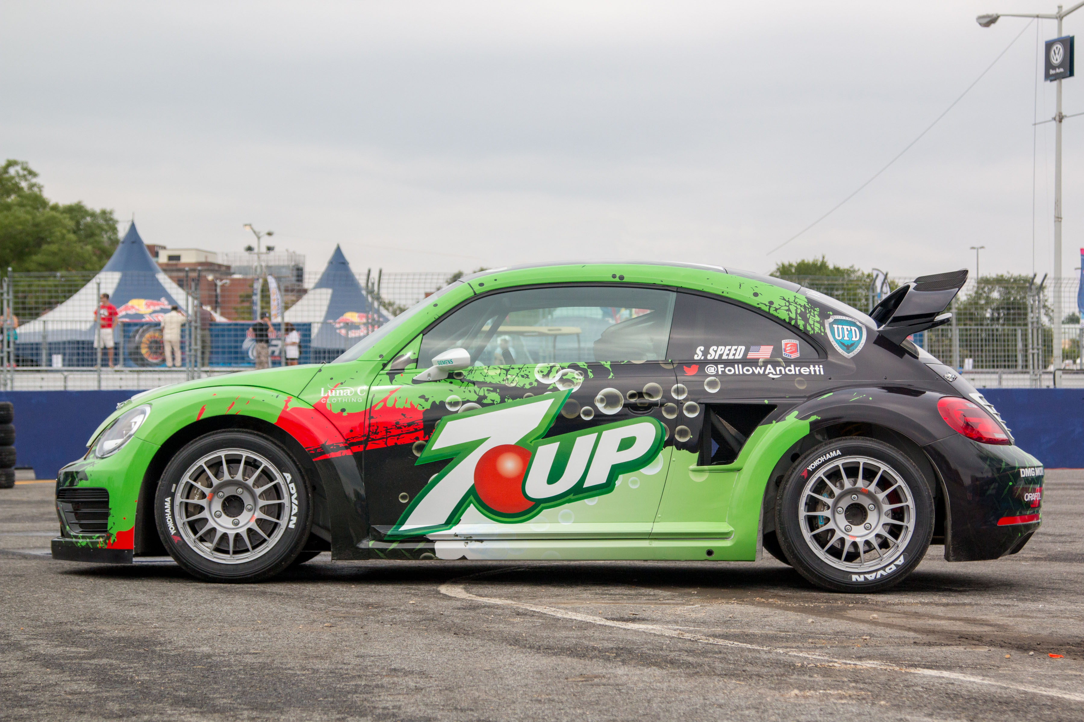 Volkswagen - 0-100 på 2,2 sekunder – Volkswagen Beetle blir rallycross ...
