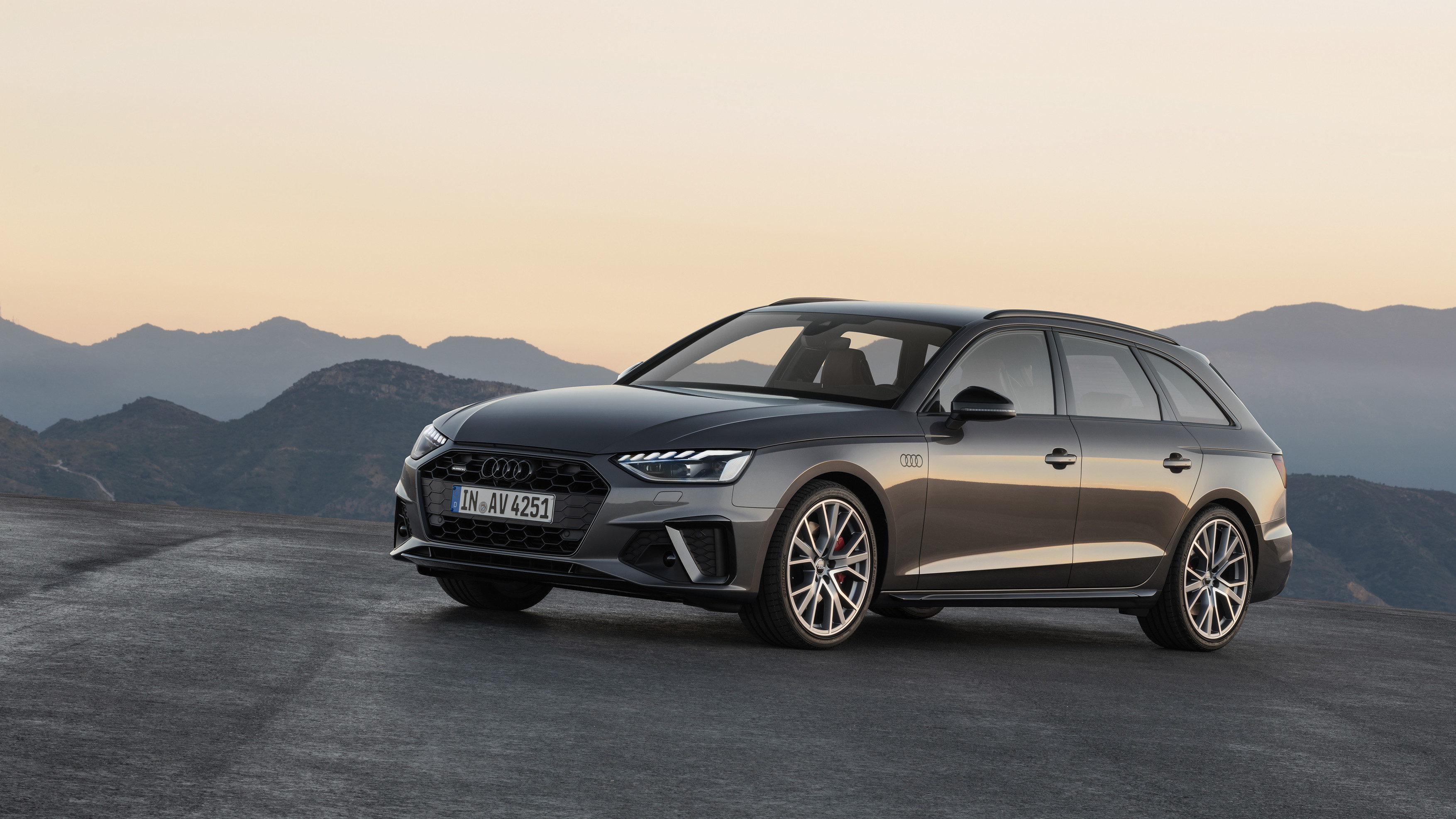 Volkswagen Saljstart For Nya Audi A4 Mest Omfattande