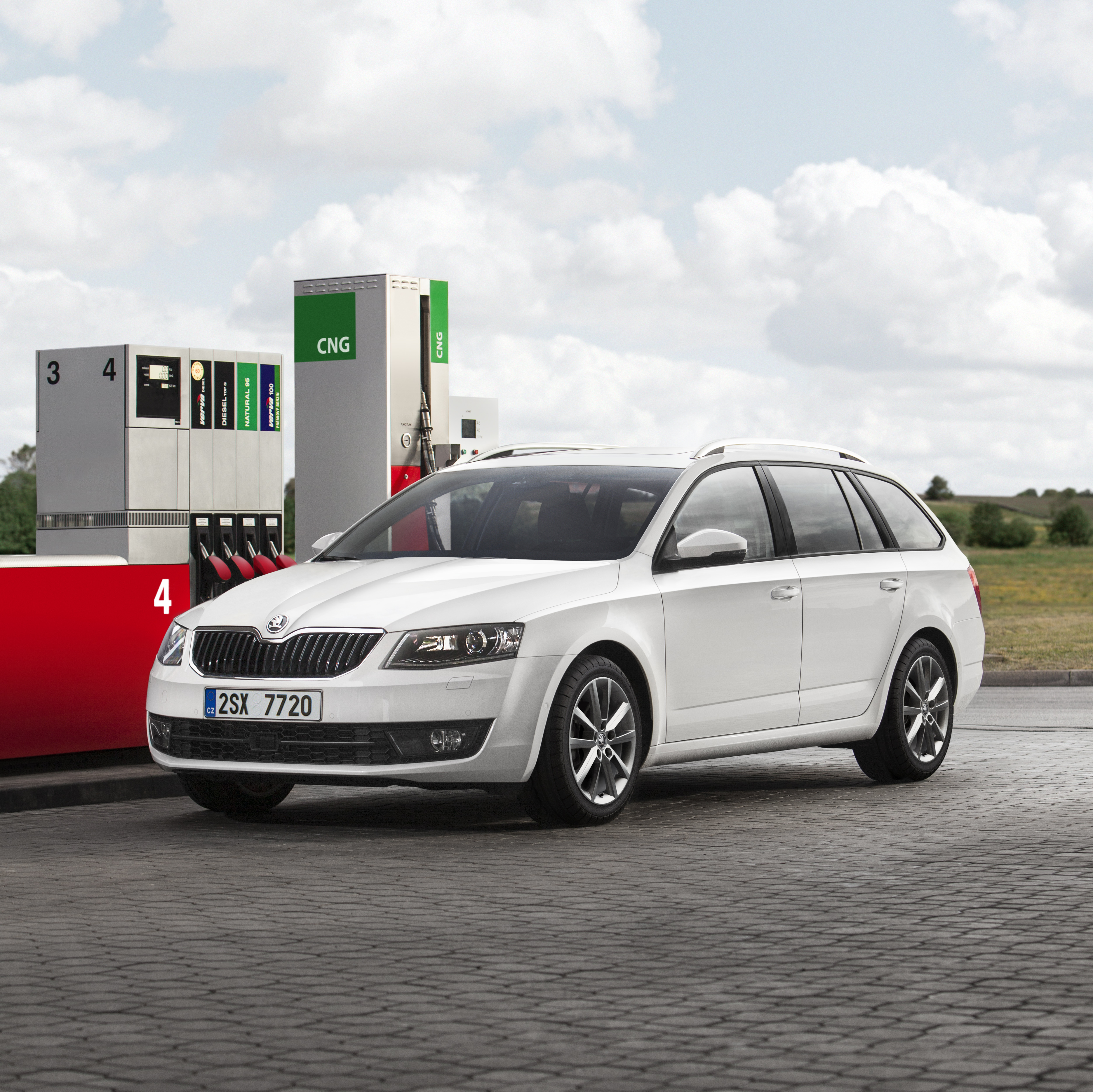 Volkswagen - Nya SKODA Octavia G-TEC