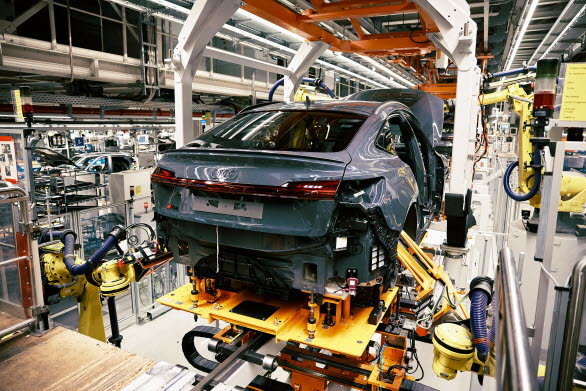 Audi Q8 e-tron tillverkas av Audi Bryssel