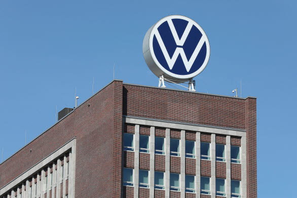 Volkswagen fördubblade de globala leveranserna av elbilar under 2021.